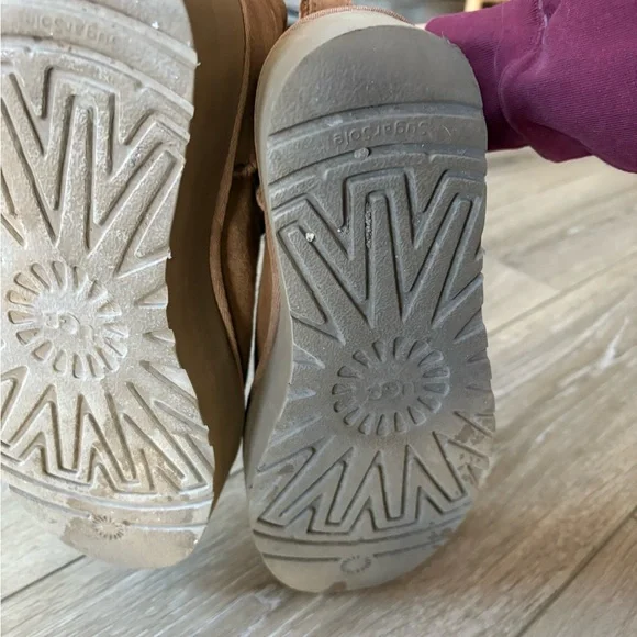 UGG Classic ultra mini platform - Picture 9 of 9